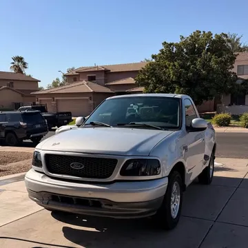 2003 Ford F-150 XLT Regular Cab