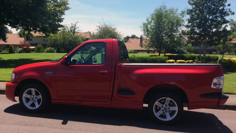 2003 Ford F-150 SVT Lightning 10th Gen - Image 2 of 4