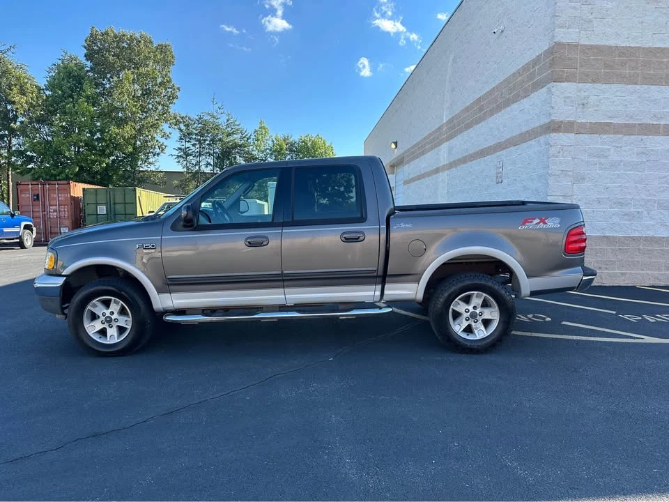 2003 Ford F-150 10th Gen - Image 4 of 17