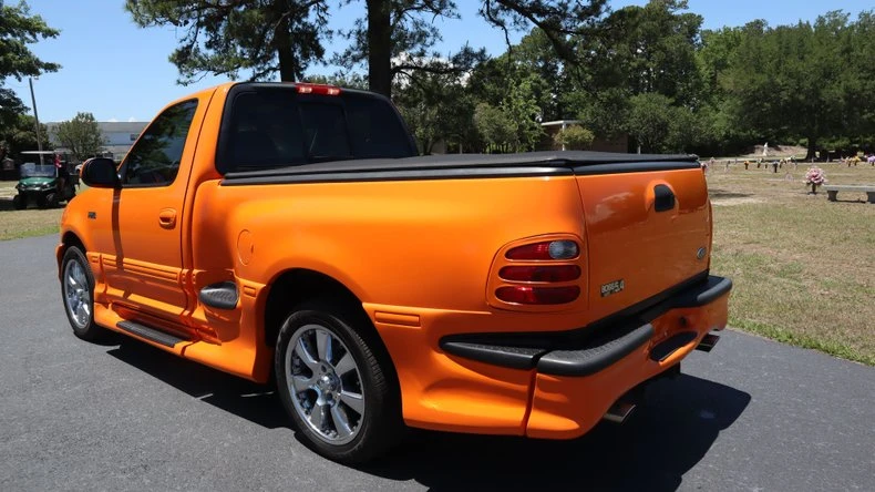 2003 Ford F-150 10th Gen - Image 2 of 25