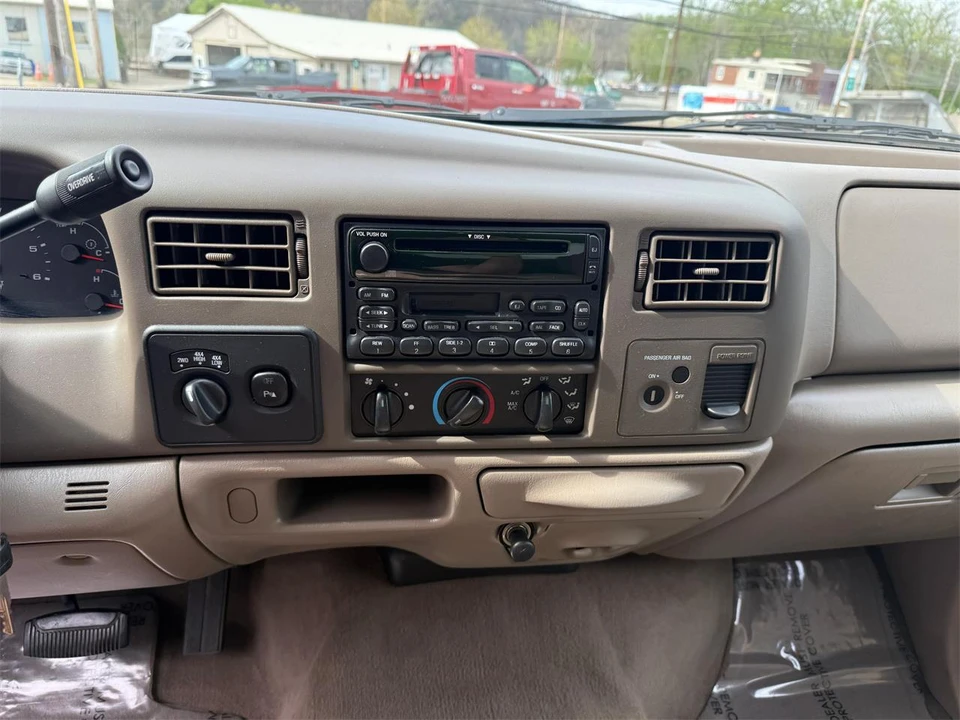 2003 Ford Super Duty 1st Gen - Image 23 of 31