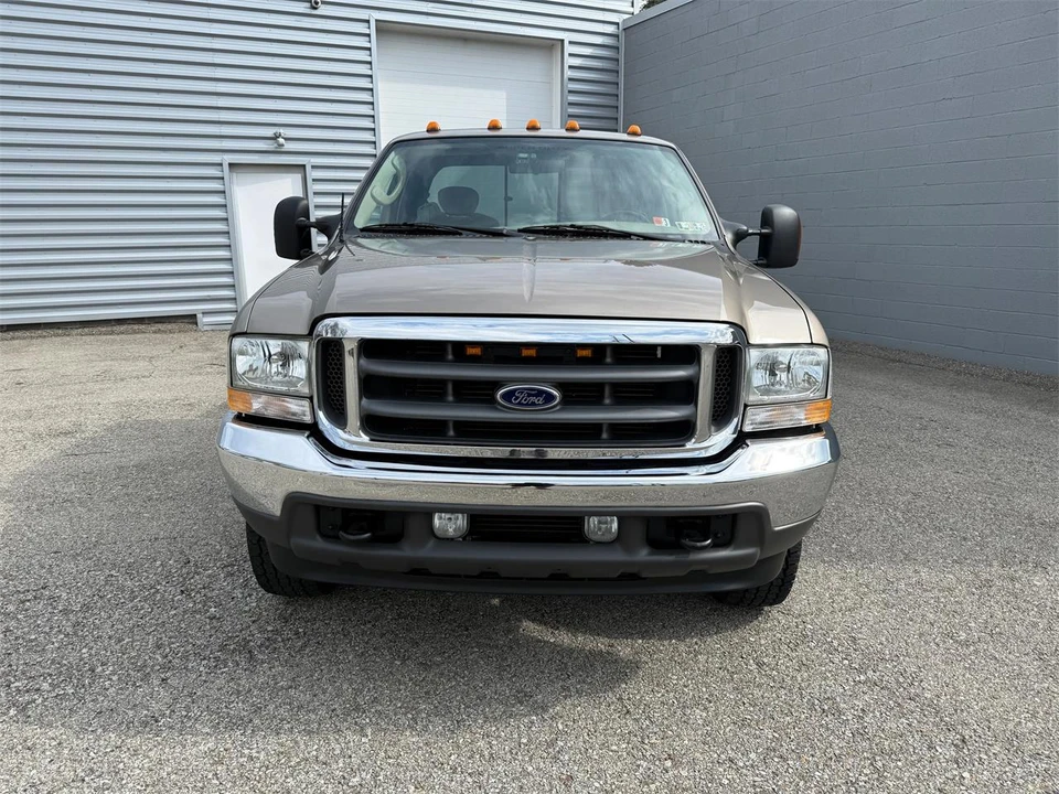 2003 Ford Super Duty 1st Gen - Image 2 of 31