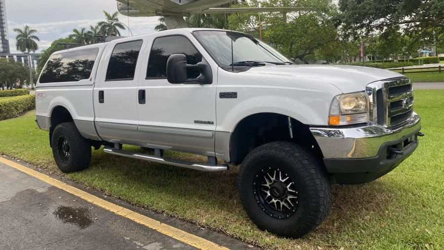 2003 Ford Super Duty 1st Gen - Image 2 of 12