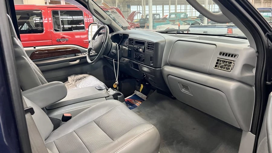 2003 Ford Super Duty 1st Gen - Image 8 of 8