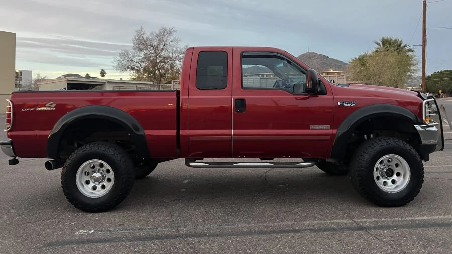 2003 Ford Super Duty 1st Gen - Image 2 of 10