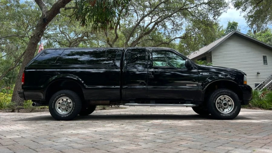 2003 Ford Super Duty 1st Gen - Image 2 of 18