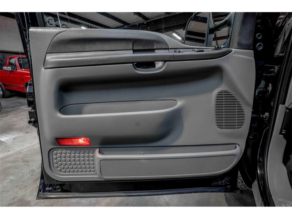 2003 Ford Super Duty 1st Gen - Image 12 of 25