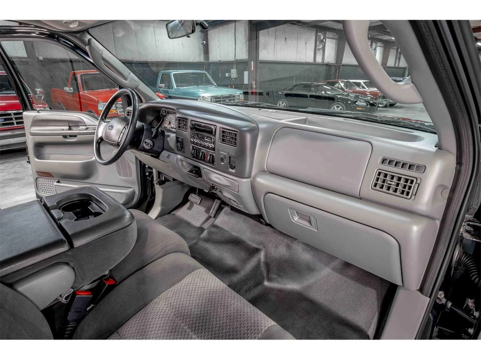 2003 Ford Super Duty 1st Gen - Image 17 of 25