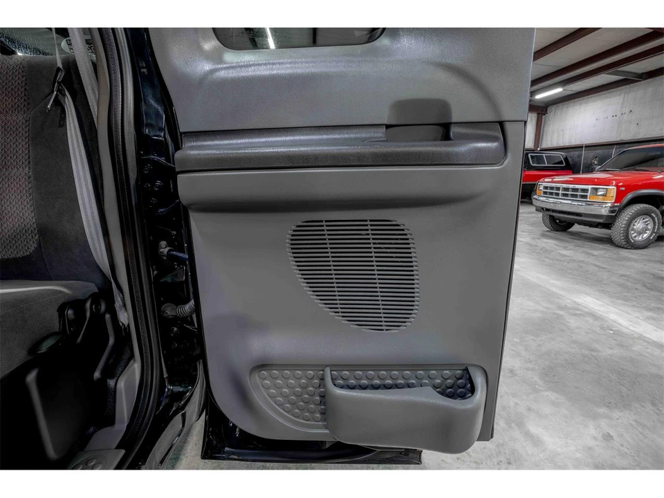 2003 Ford Super Duty 1st Gen - Image 18 of 25