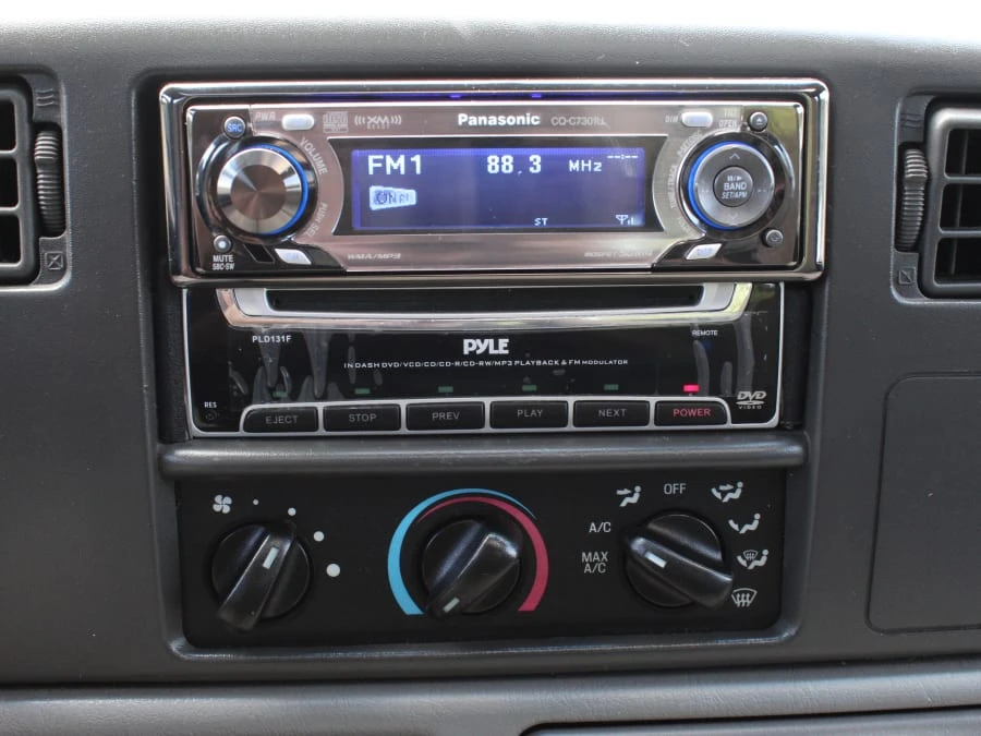 2003 Ford Super Duty 1st Gen - Image 31 of 31