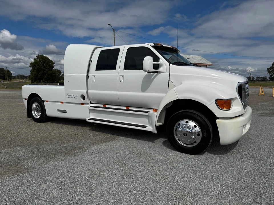 2003 Ford Super Duty 1st Gen - Image 2 of 21