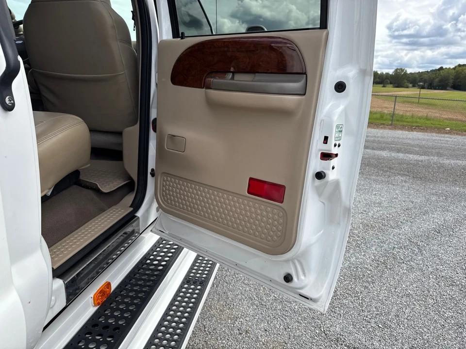 2003 Ford Super Duty 1st Gen - Image 18 of 21