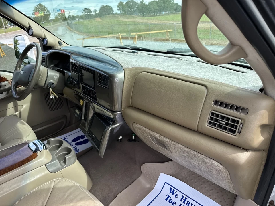 2003 Ford Super Duty 1st Gen - Image 16 of 21