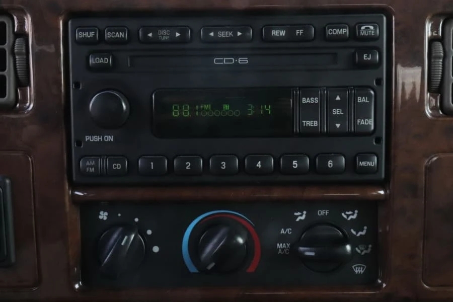 2003 Ford Super Duty 1st Gen - Image 23 of 31