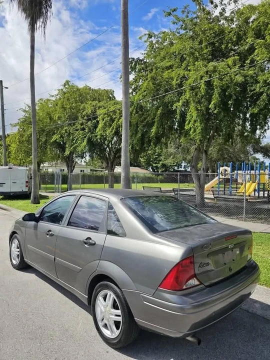 2003 Ford Focus 1st Gen - Image 5 of 9