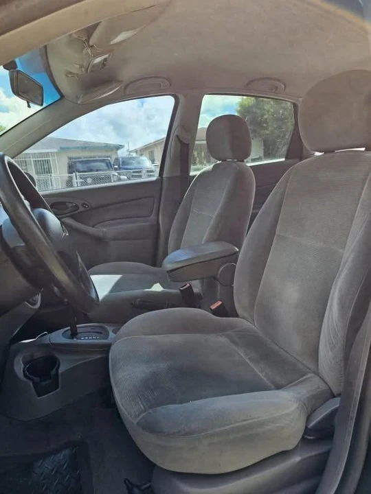 2003 Ford Focus 1st Gen - Image 2 of 9