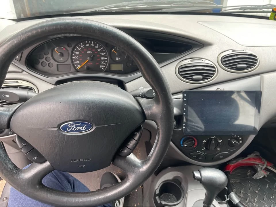 2003 Ford Focus 1st Gen - Image 10 of 12