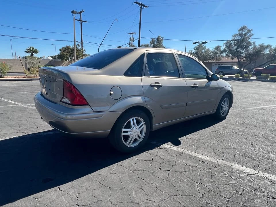 2003 Ford Focus 1st Gen - Image 10 of 17