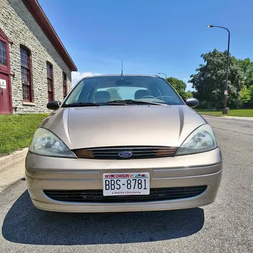 2003 Ford Focus S Sedan 4D