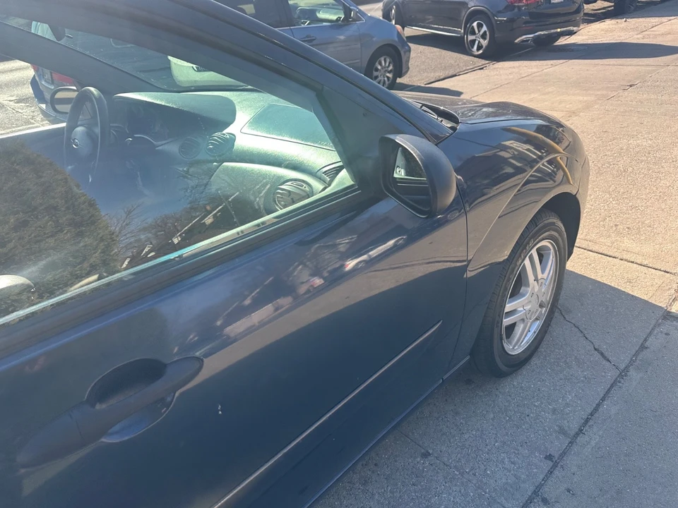 2003 Ford Focus 1st Gen - Image 10 of 19