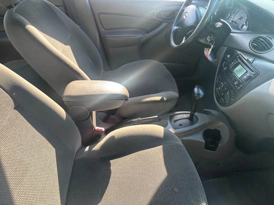 2003 Ford Focus 1st Gen - Image 11 of 19