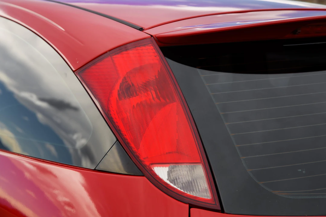 2003 Ford Focus 1st Gen - Image 19 of 31