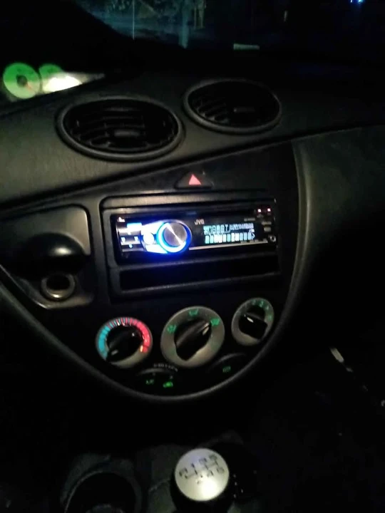 2003 Ford Focus 1st Gen - Image 8 of 9