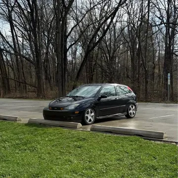 2003 Ford Focus SVT Hatchback 2D