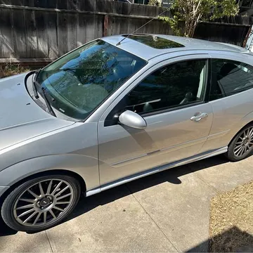 2003 Ford Focus SVT Hatchback 2D