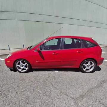 2003 Ford Focus SVT Hatchback 4D