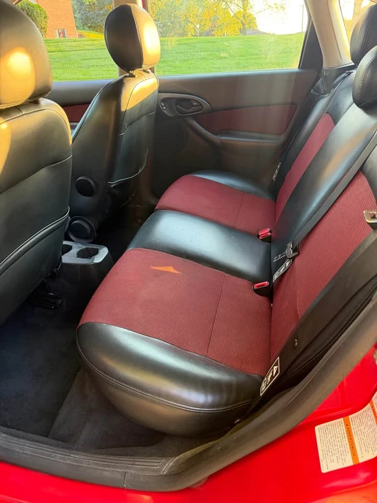 2003 Ford Focus 1st Gen - Image 9 of 13