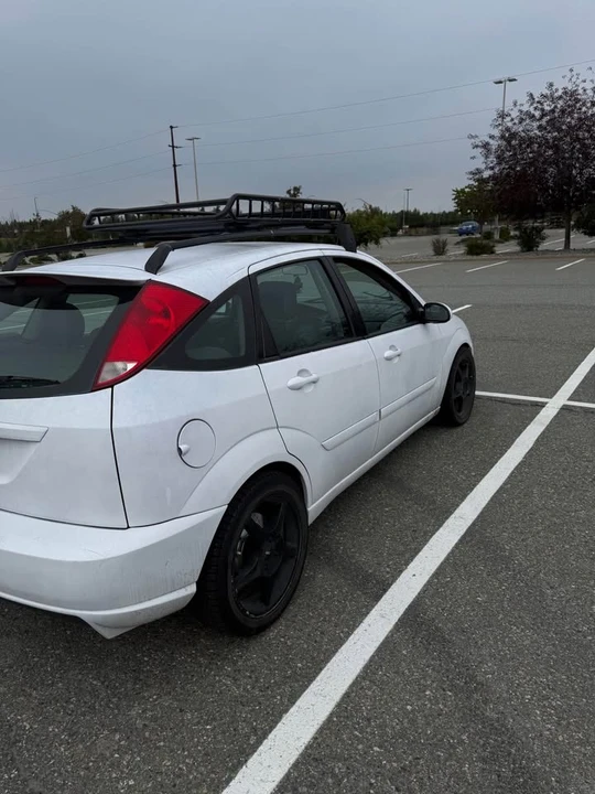 2003 Ford Focus 1st Gen - Image 4 of 11
