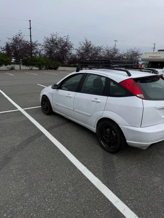 2003 Ford Focus 1st Gen - Image 5 of 11