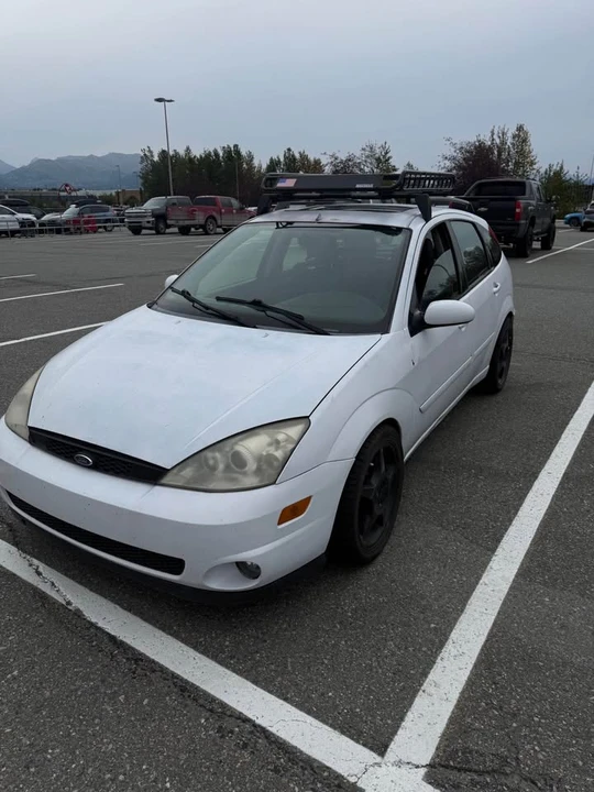 2003 Ford Focus 1st Gen - Image 2 of 11
