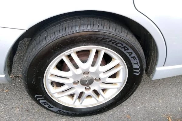 2003 Ford Focus 1st Gen - Image 11 of 15