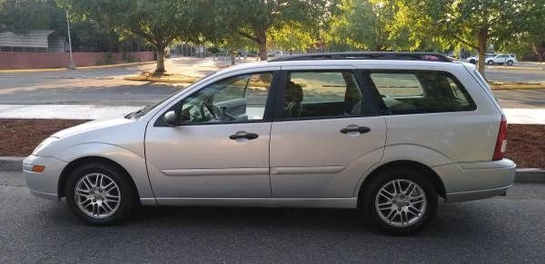 2003 Ford Focus 1st Gen - Image 9 of 15