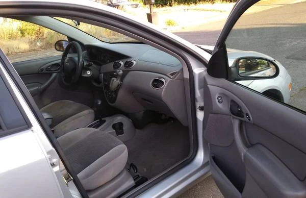 2003 Ford Focus 1st Gen - Image 14 of 15
