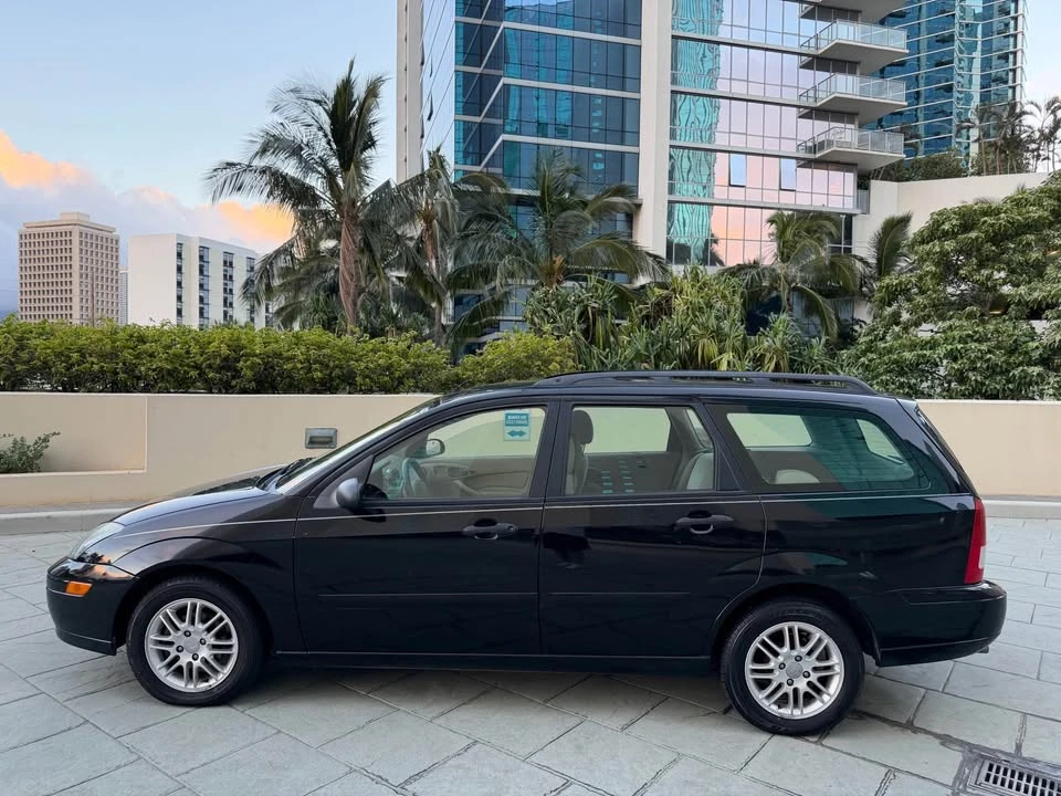 2003 Ford Focus 1st Gen - Image 3 of 11