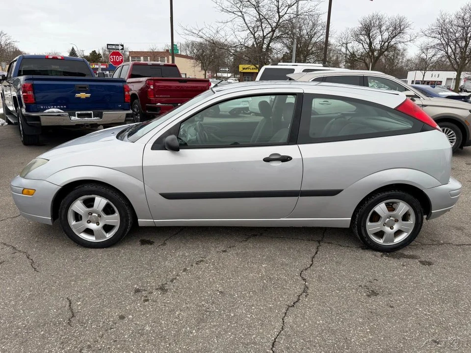 2003 Ford Focus 1st Gen - Image 2 of 12