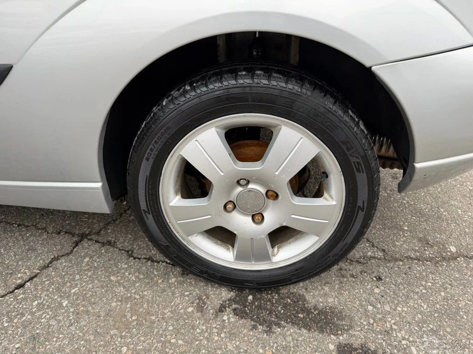 2003 Ford Focus 1st Gen - Image 10 of 12