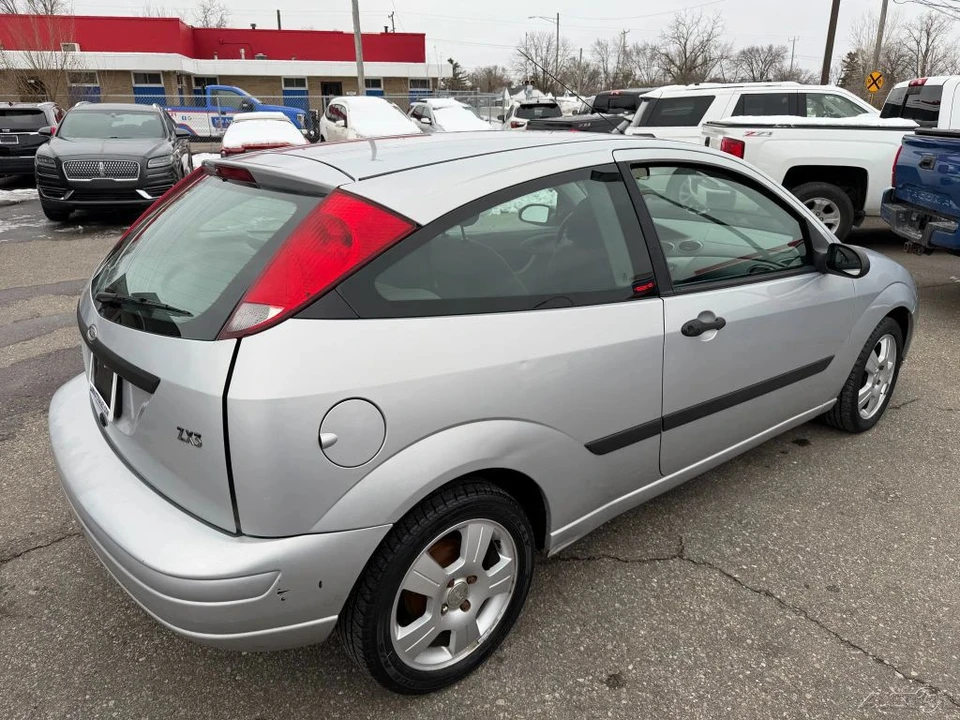 2003 Ford Focus 1st Gen - Image 5 of 12