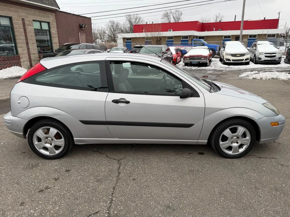 2003 Ford Focus 1st Gen - Image 6 of 12