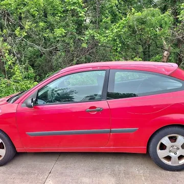 2003 Ford Focus ZX3 Hatchback 2D