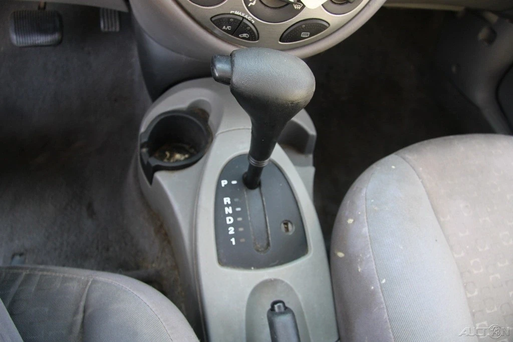 2003 Ford Focus 1st Gen - Image 16 of 21