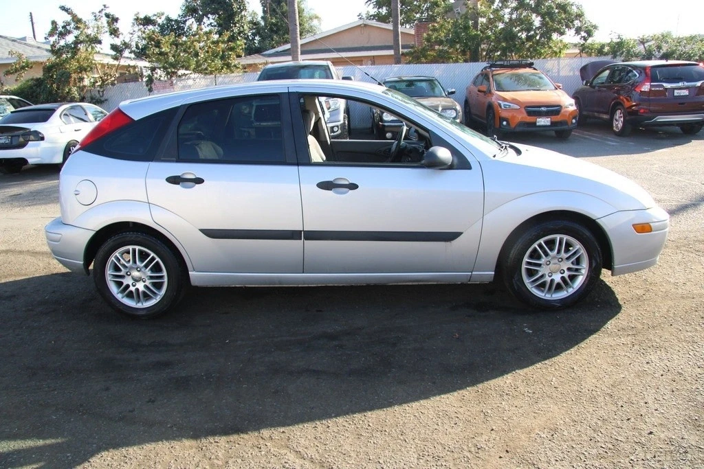 2003 Ford Focus 1st Gen - Image 3 of 21