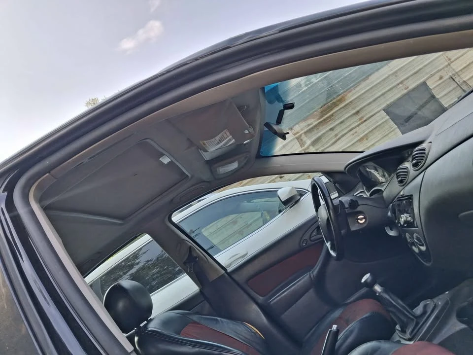 2003 Ford Focus 1st Gen - Image 6 of 9