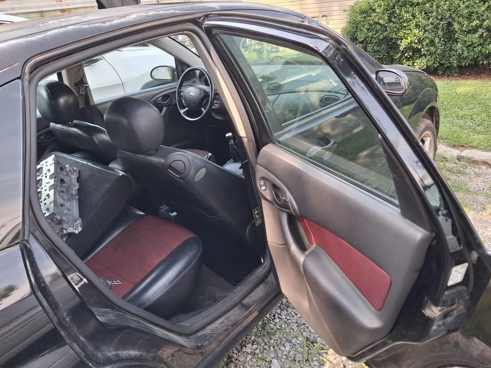 2003 Ford Focus 1st Gen - Image 7 of 9