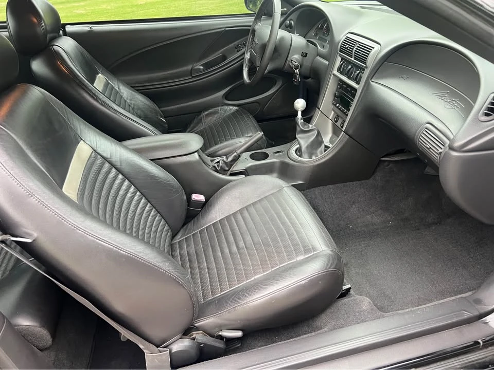 2003 Ford SN95 Mustang - Image 8 of 11
