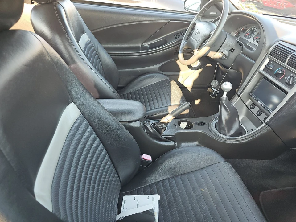 2003 Ford SN95 Mustang - Image 10 of 15
