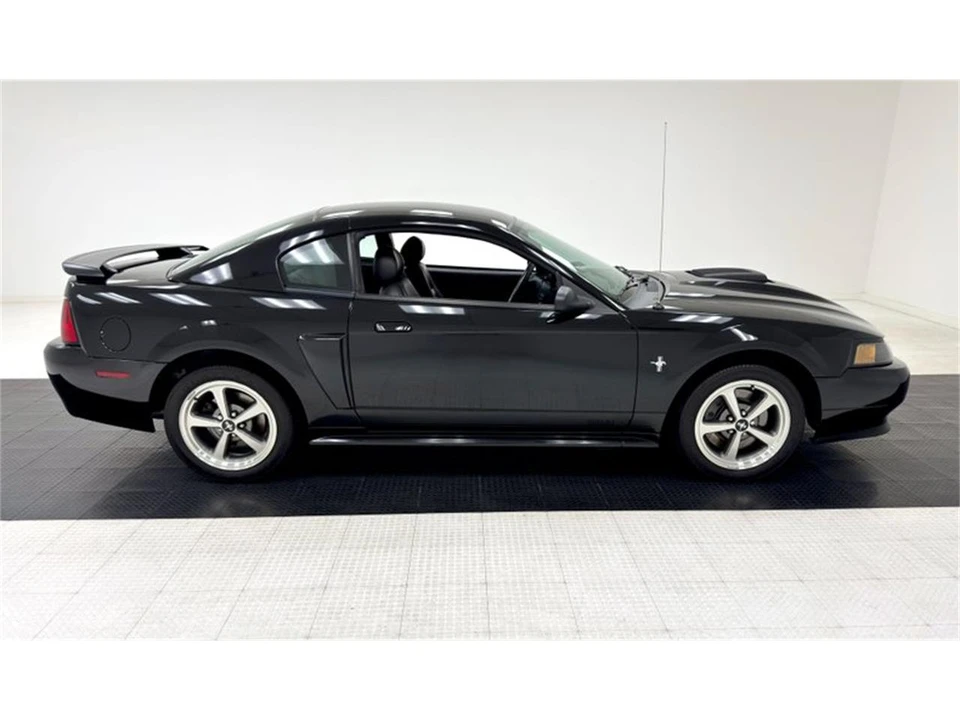 2003 Ford SN95 Mustang - Image 6 of 31